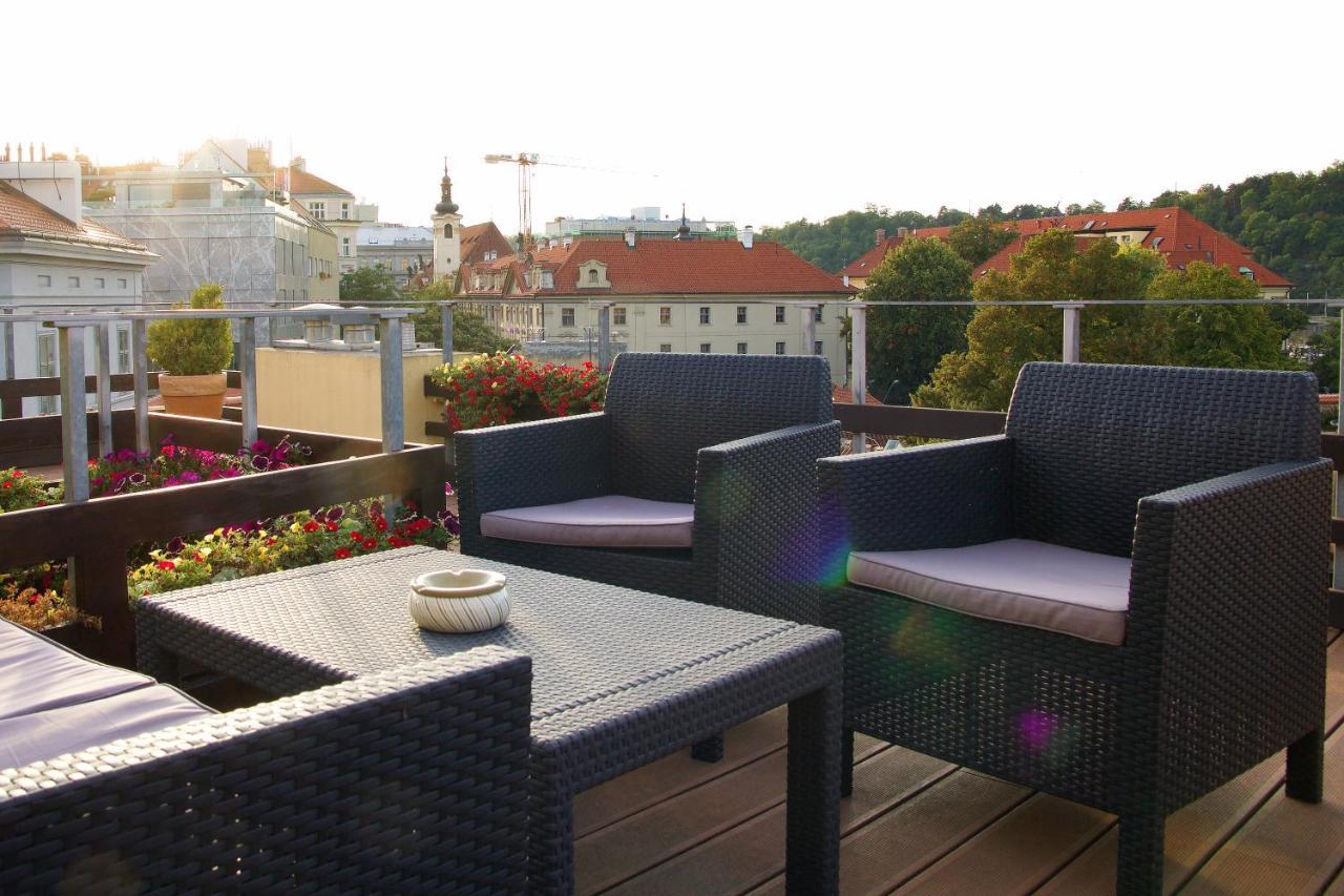 Agnes - Praag